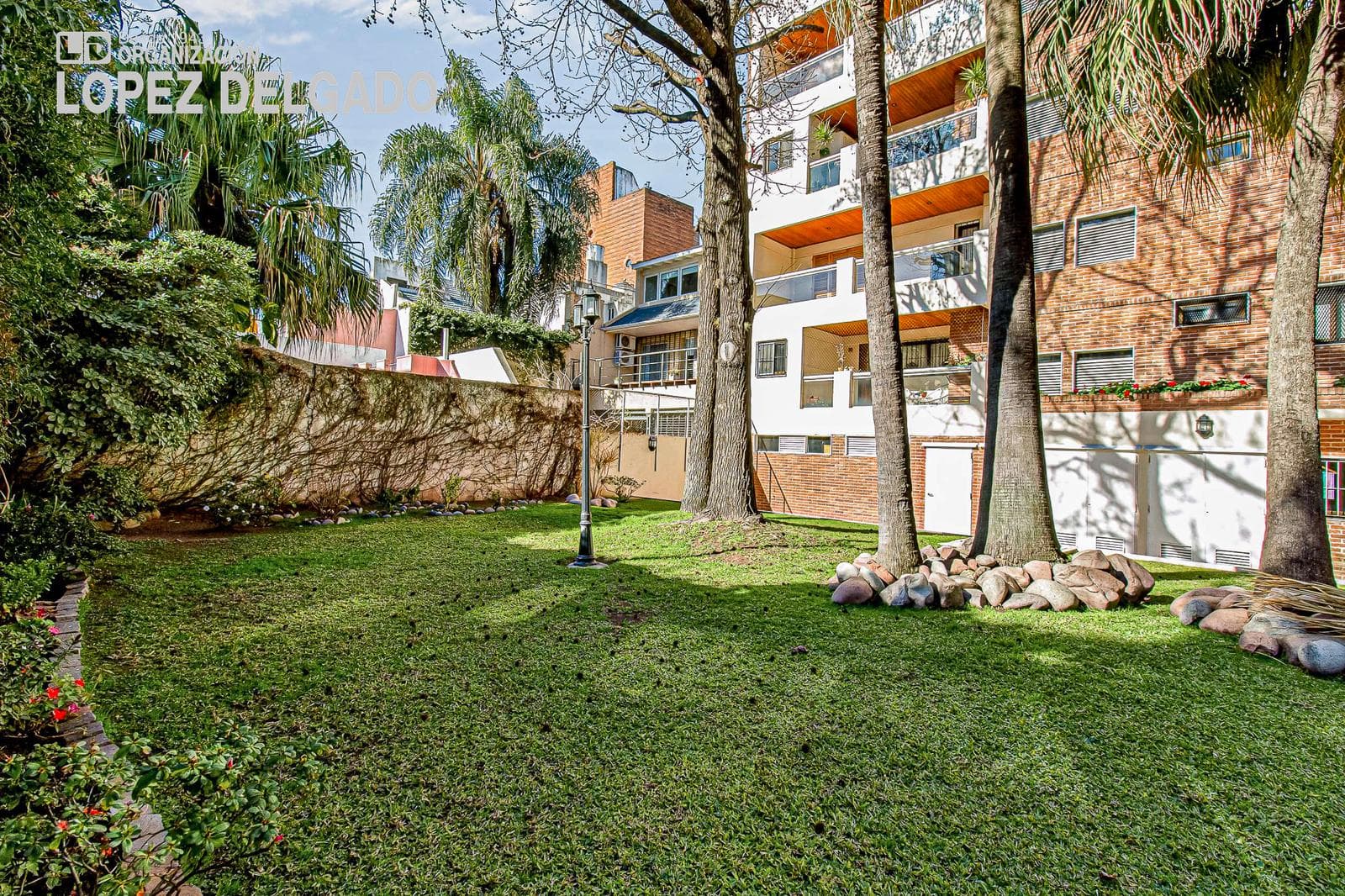 Exclusive 5-Bedroom Apartment with Service Quarter, 5 Parking Spaces, and a Pool | Iconic Building in Villa Devoto