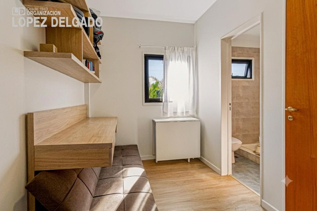 Exclusive 5-Bedroom Apartment with Service Quarter, 5 Parking Spaces, and a Pool | Iconic Building in Villa Devoto