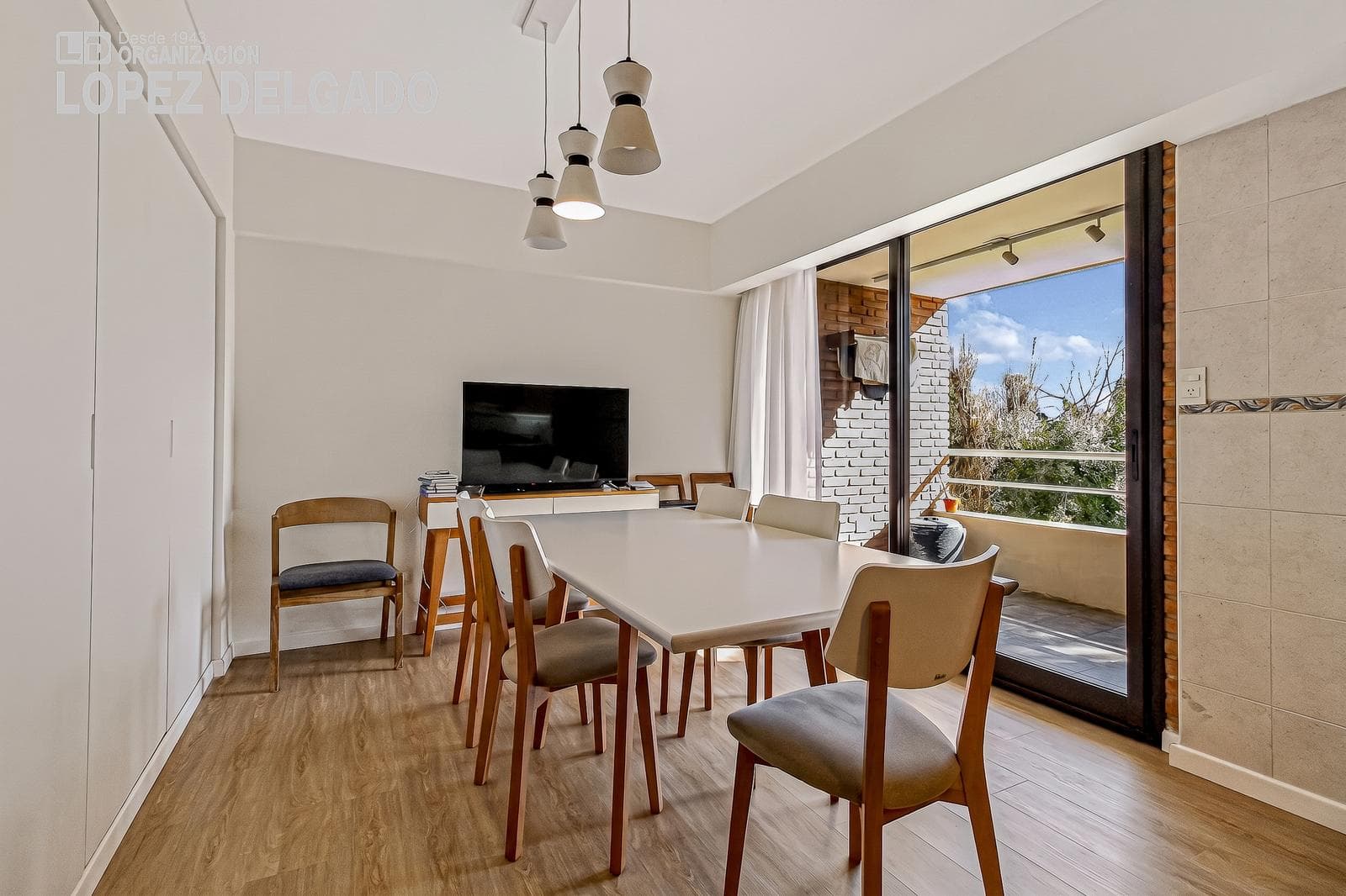 Exclusive 5-Bedroom Apartment with Service Quarter, 5 Parking Spaces, and a Pool | Iconic Building in Villa Devoto