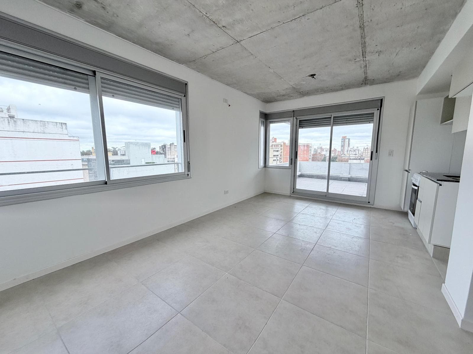FOR SALE - Brand-new 1-bedroom apartment in the Tribunales neighborhood of Rosario