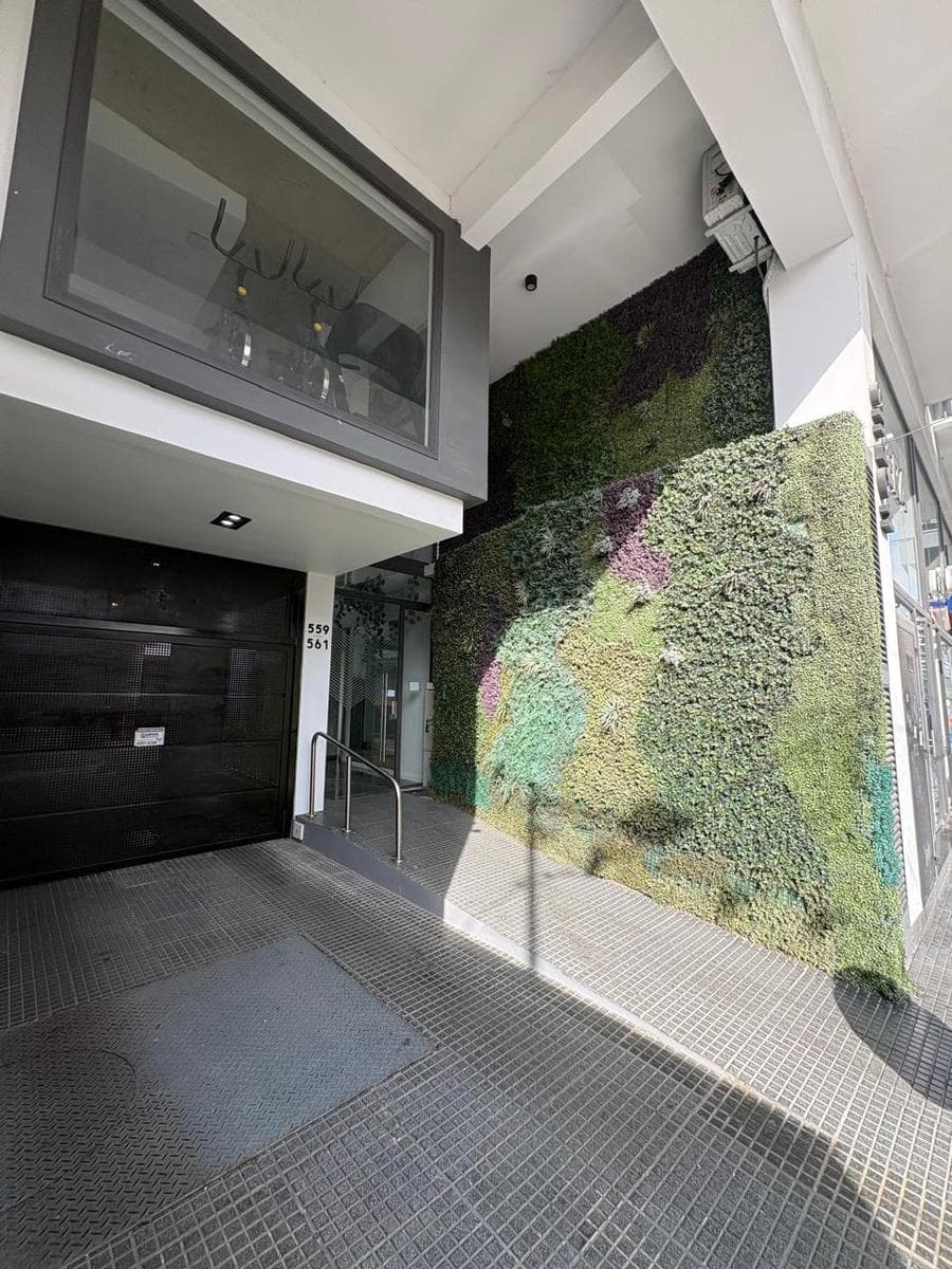 Departamento penthouse 5 ambientes con balcon, terraza y cochera en VENTA - Wilde Centro