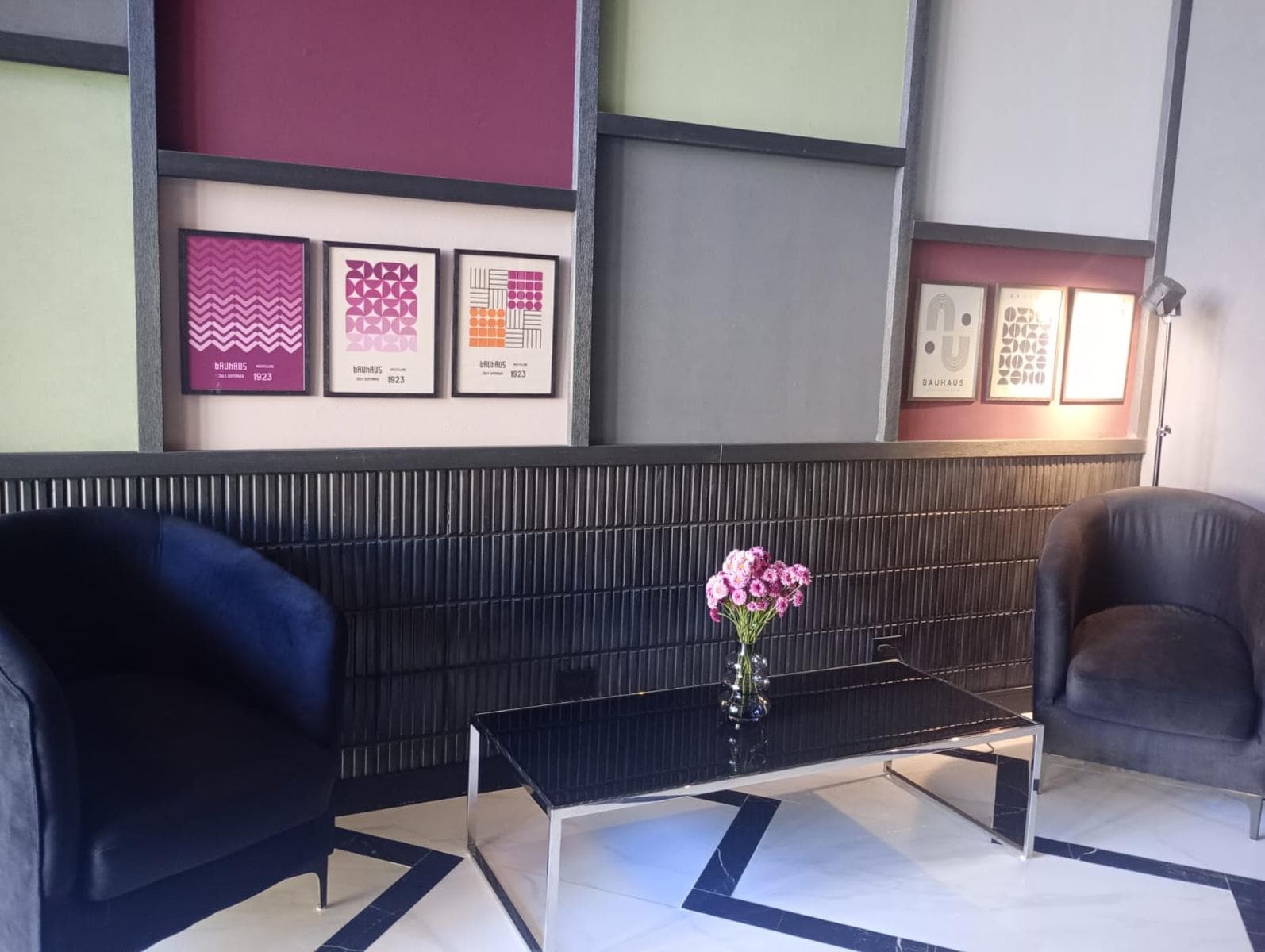 Brand-New Office Space for Rent, 2nd Floor, Suitable for Professional Use