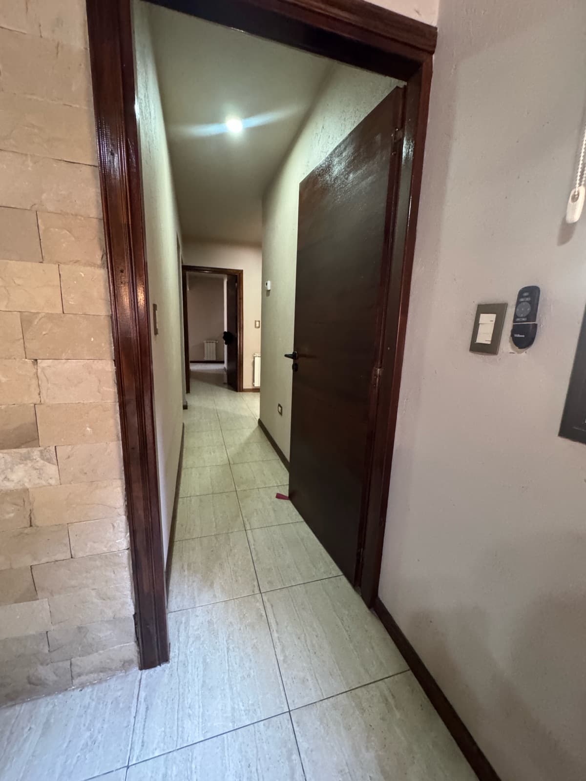 House - Luzuriaga