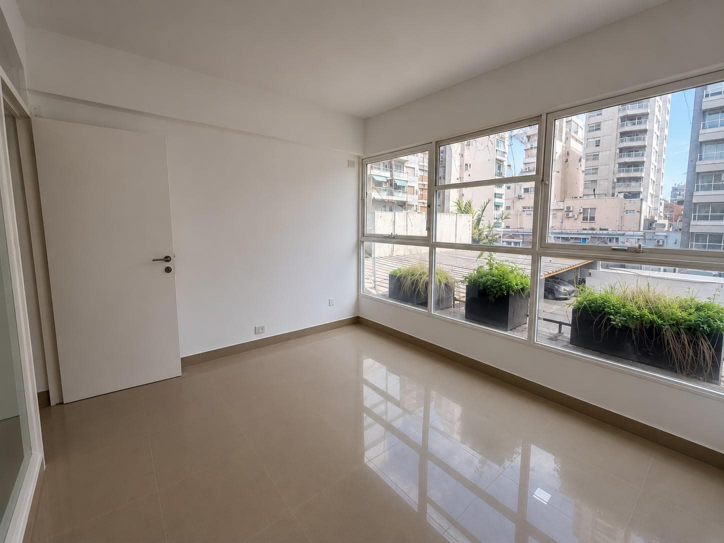 STUDIO APARTMENT FOR SALE WITH PARKING SPACE IN BELGRANO