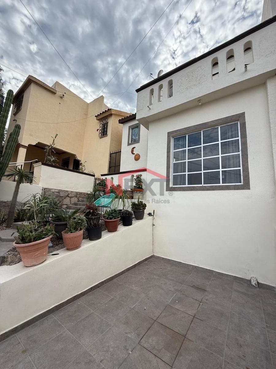 HOUSE FOR SALE IN THE SONORA SUBDIVISION
