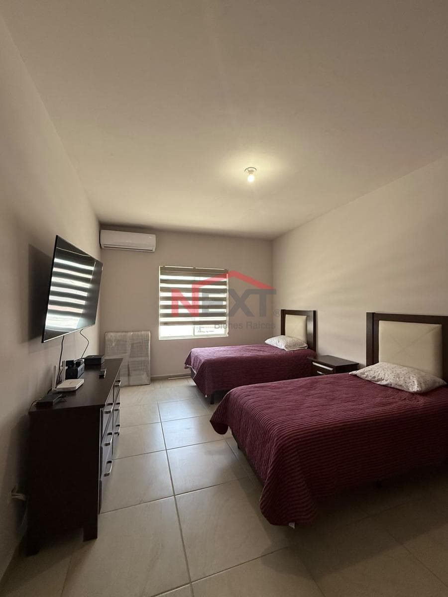 House for Sale in LOMAS DEL VALLE, Section 2, 1st Floor, Semi-Smart Home, with Solar Panels