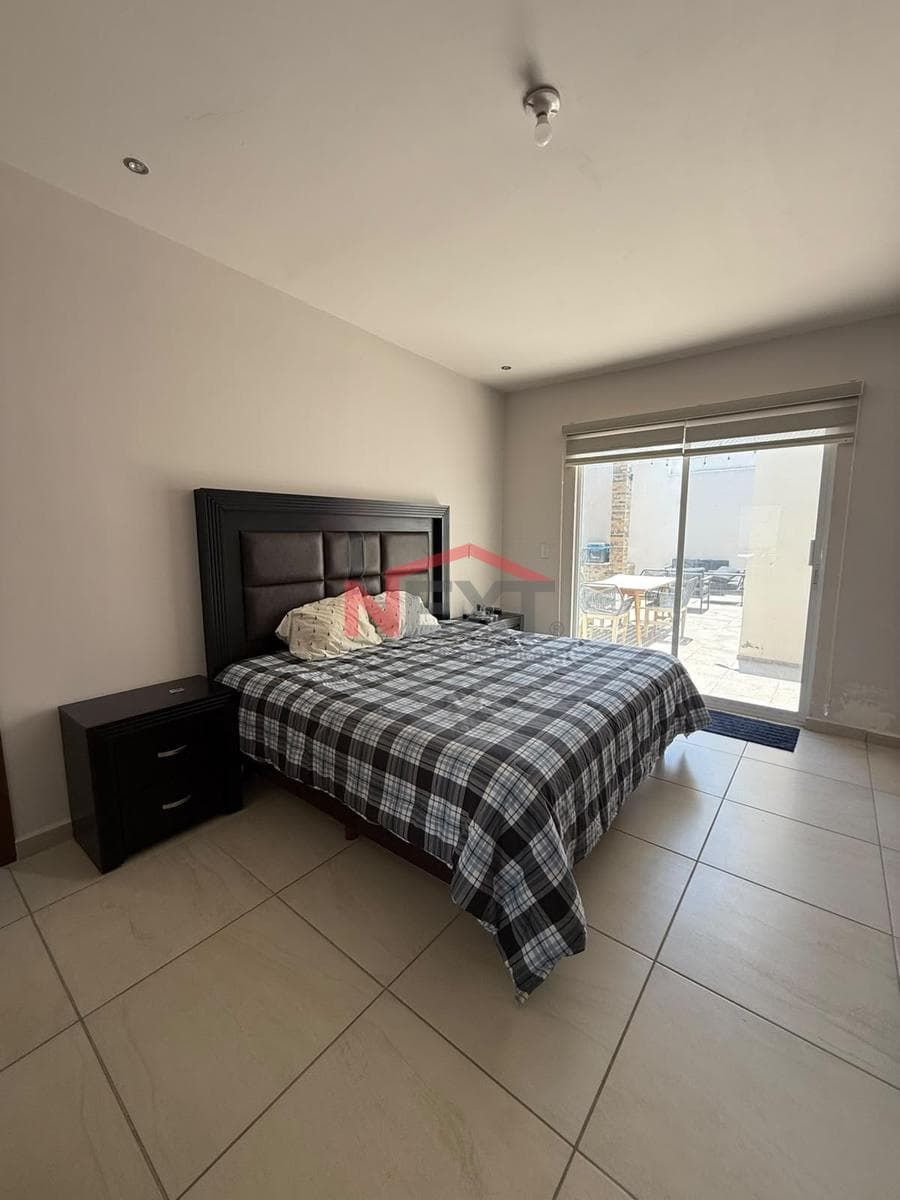 House for Sale in LOMAS DEL VALLE, Section 2, 1st Floor, Semi-Smart Home, with Solar Panels