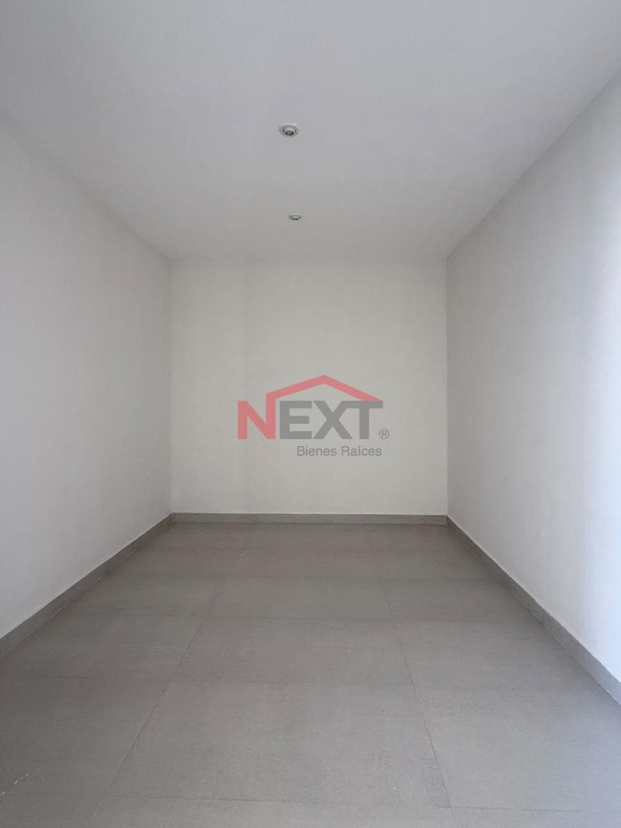 House for Sale in SETERRA Residential Complex, Includes Kitchen and Walk-in Closets