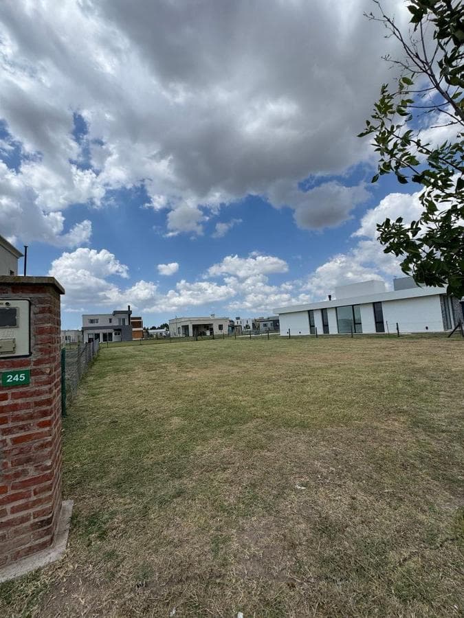 SAN FELIPE - INLAND LOT IN AN EXCELLENT LOCATION