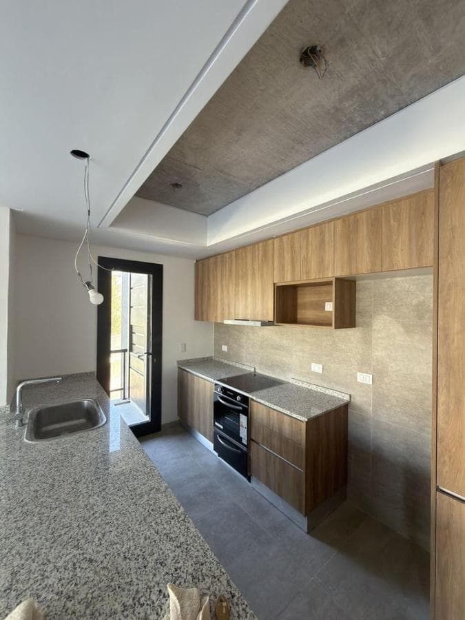 CABRAL 3300—THREE-ROOM UNIT FOR SALE