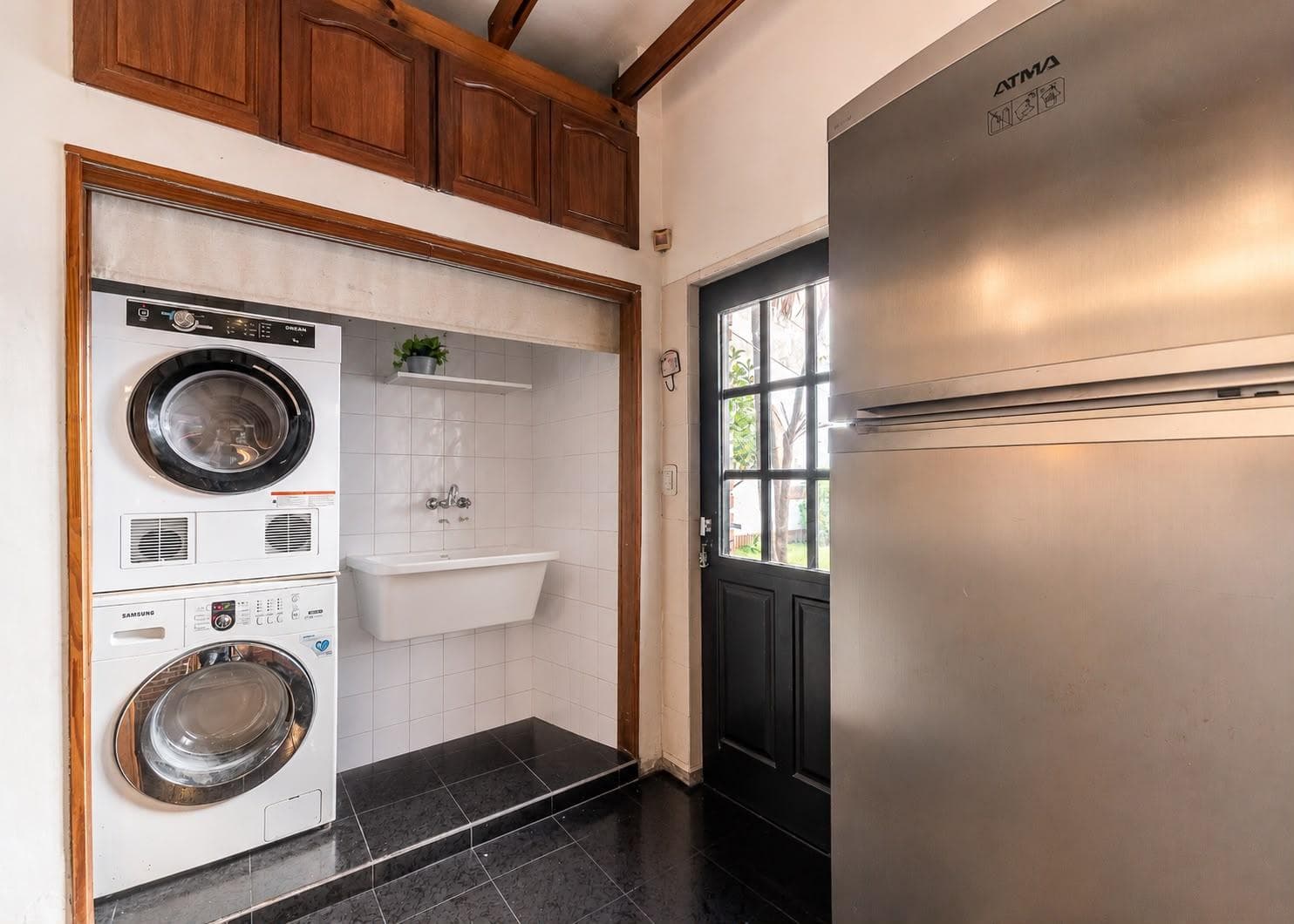 Villa for Sale in Belgrano R | Private Lot, Garden, and Double Garage