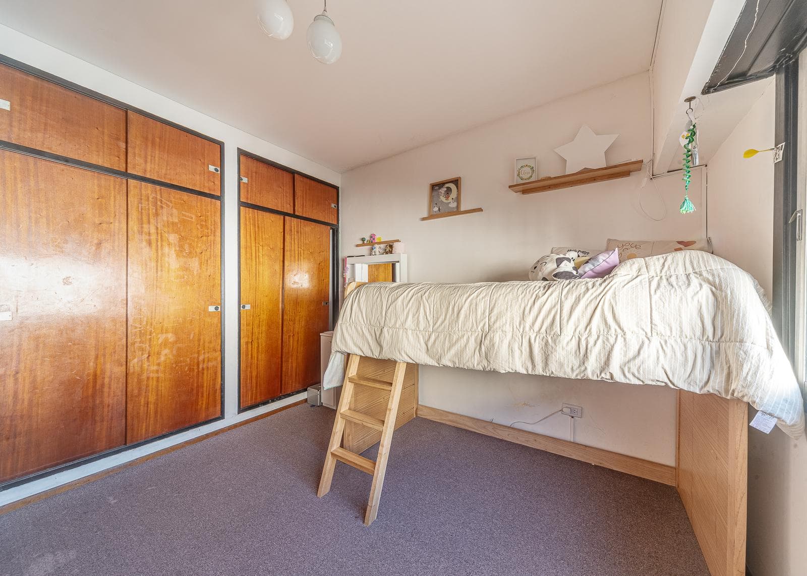 Villa for Sale in Belgrano R | Private Lot, Garden, and Double Garage