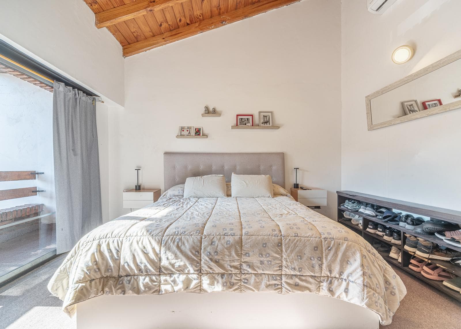 Villa for Sale in Belgrano R | Private Lot, Garden, and Double Garage