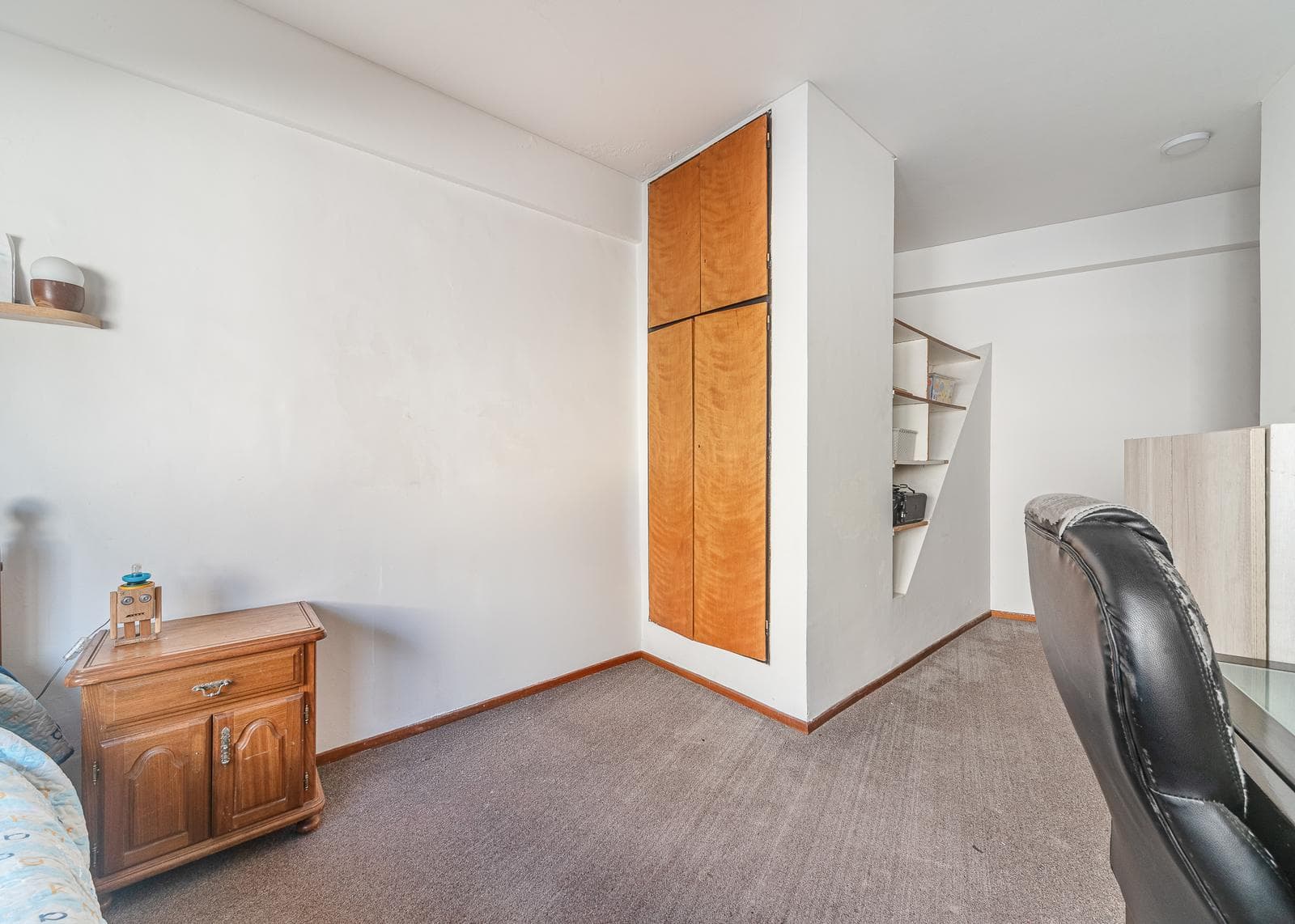Villa for Sale in Belgrano R | Private Lot, Garden, and Double Garage