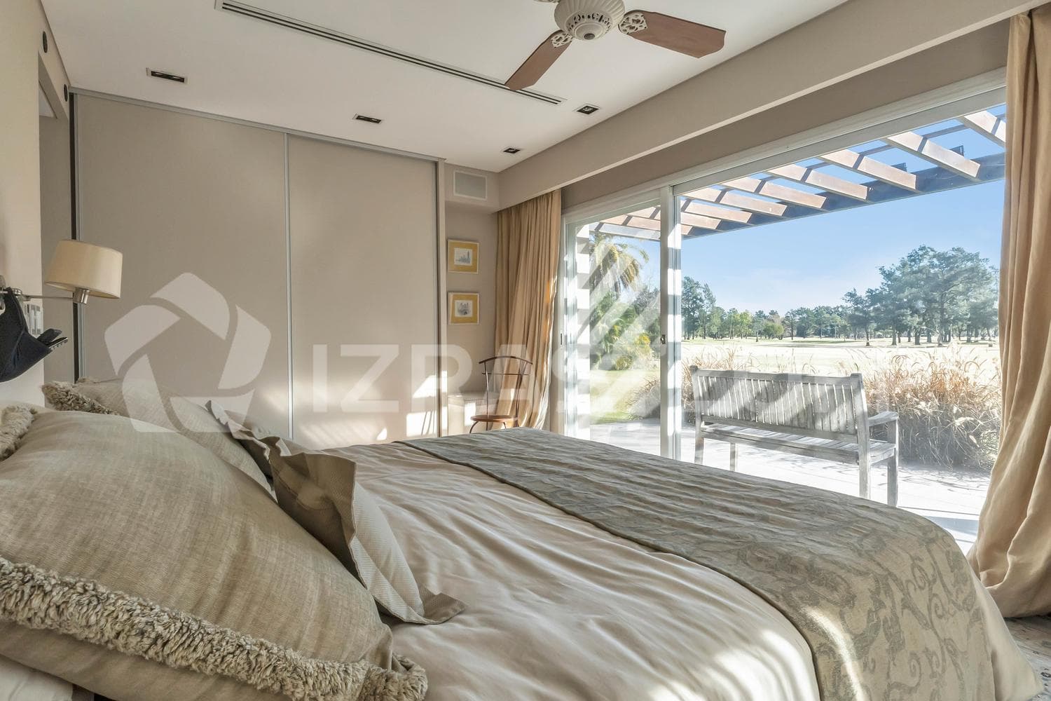 House for sale in Los Lagartos CC with 5 bedrooms and a view of the golf course
