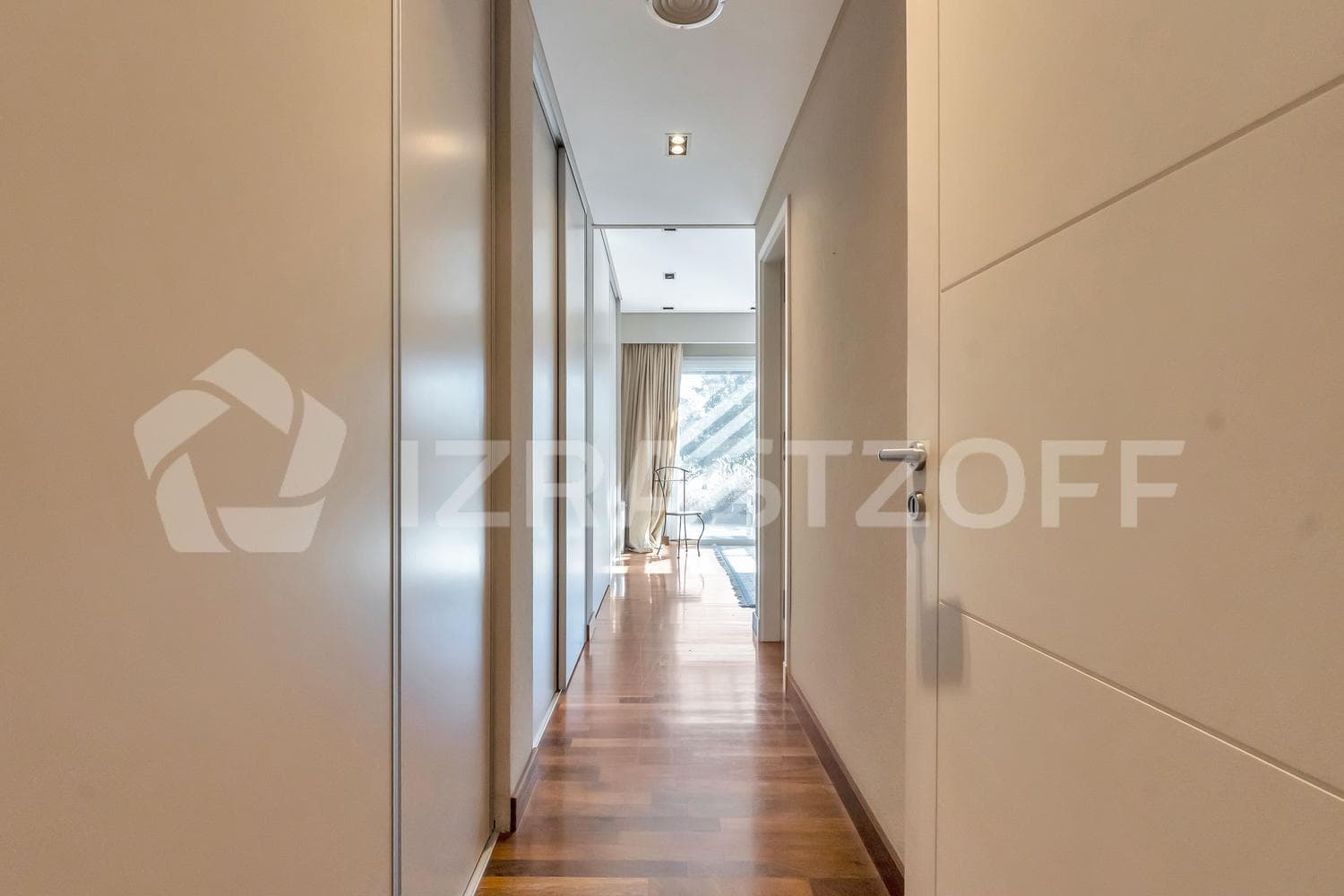 House for sale in Los Lagartos CC with 5 bedrooms and a view of the golf course