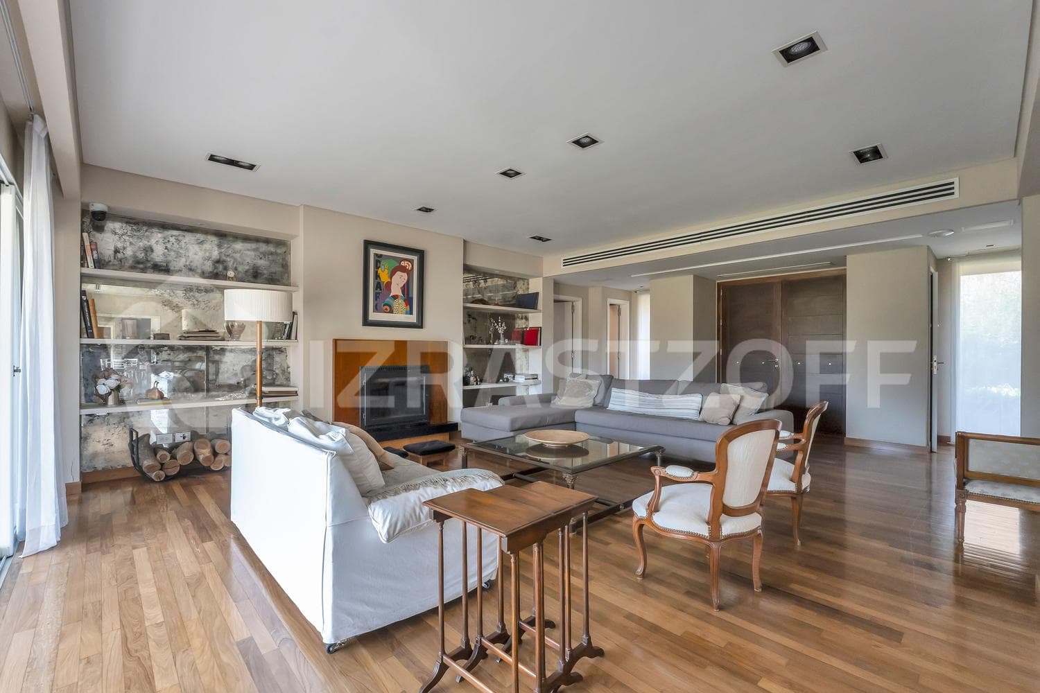 House for sale in Los Lagartos CC with 5 bedrooms and a view of the golf course