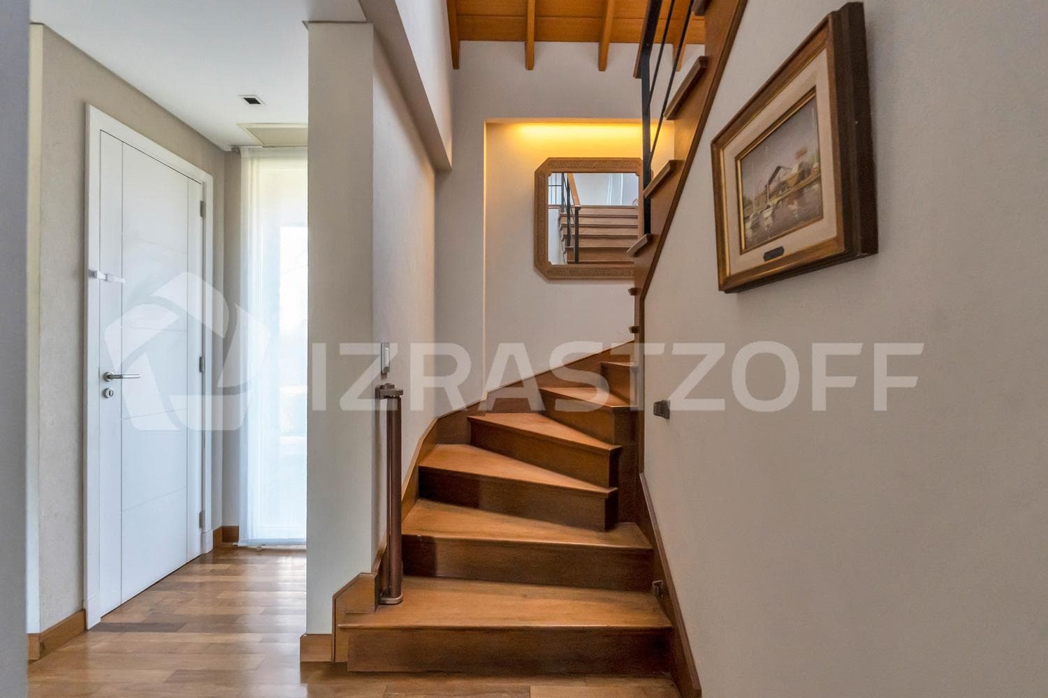House for sale in Los Lagartos CC with 5 bedrooms and a view of the golf course