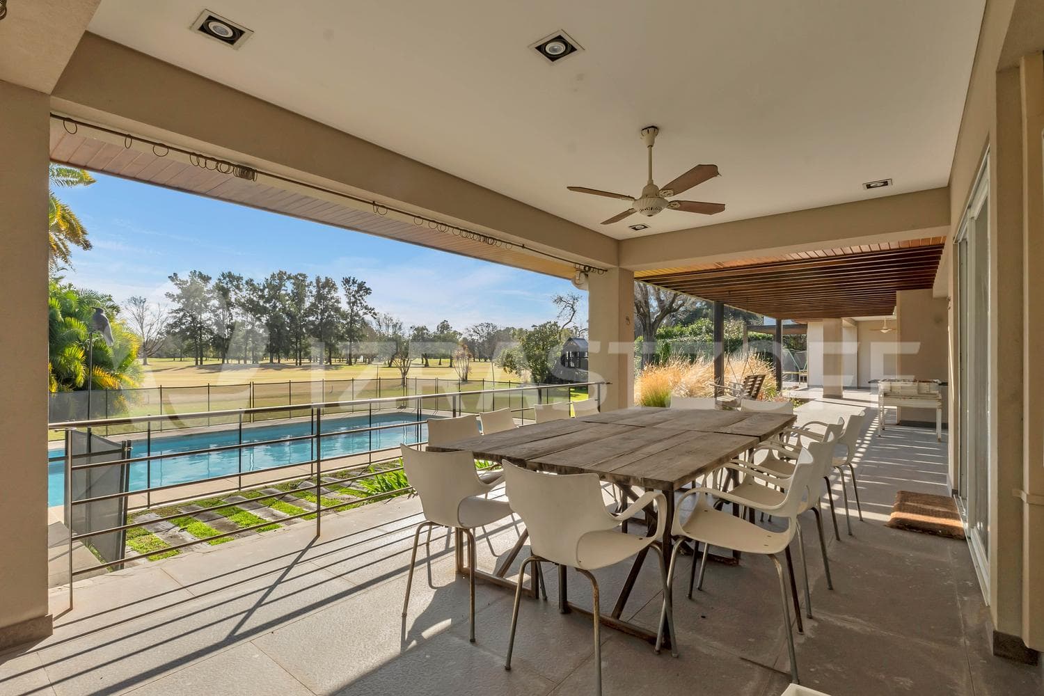 House for sale in Los Lagartos CC with 5 bedrooms and a view of the golf course