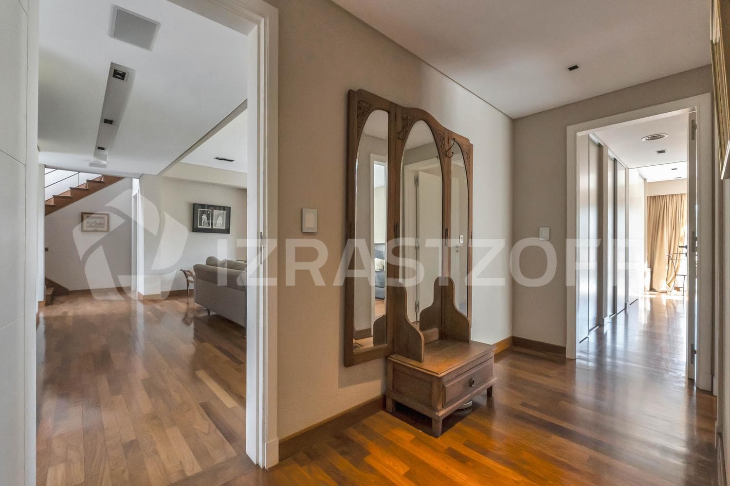 House for sale in Los Lagartos CC with 5 bedrooms and a view of the golf course