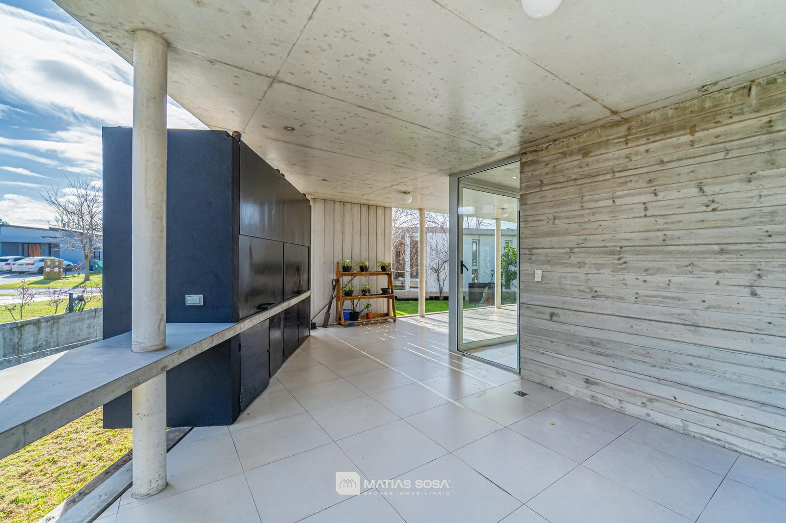 24-Month Lease - 4-Room House - Pool - Arenas del Sur