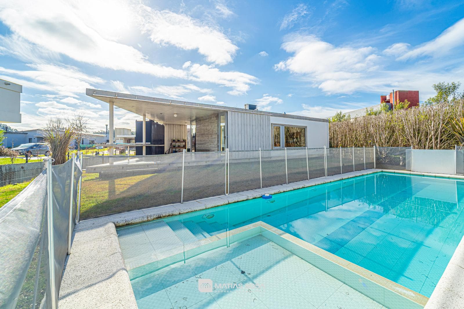24-Month Lease - 4-Room House - Pool - Arenas del Sur