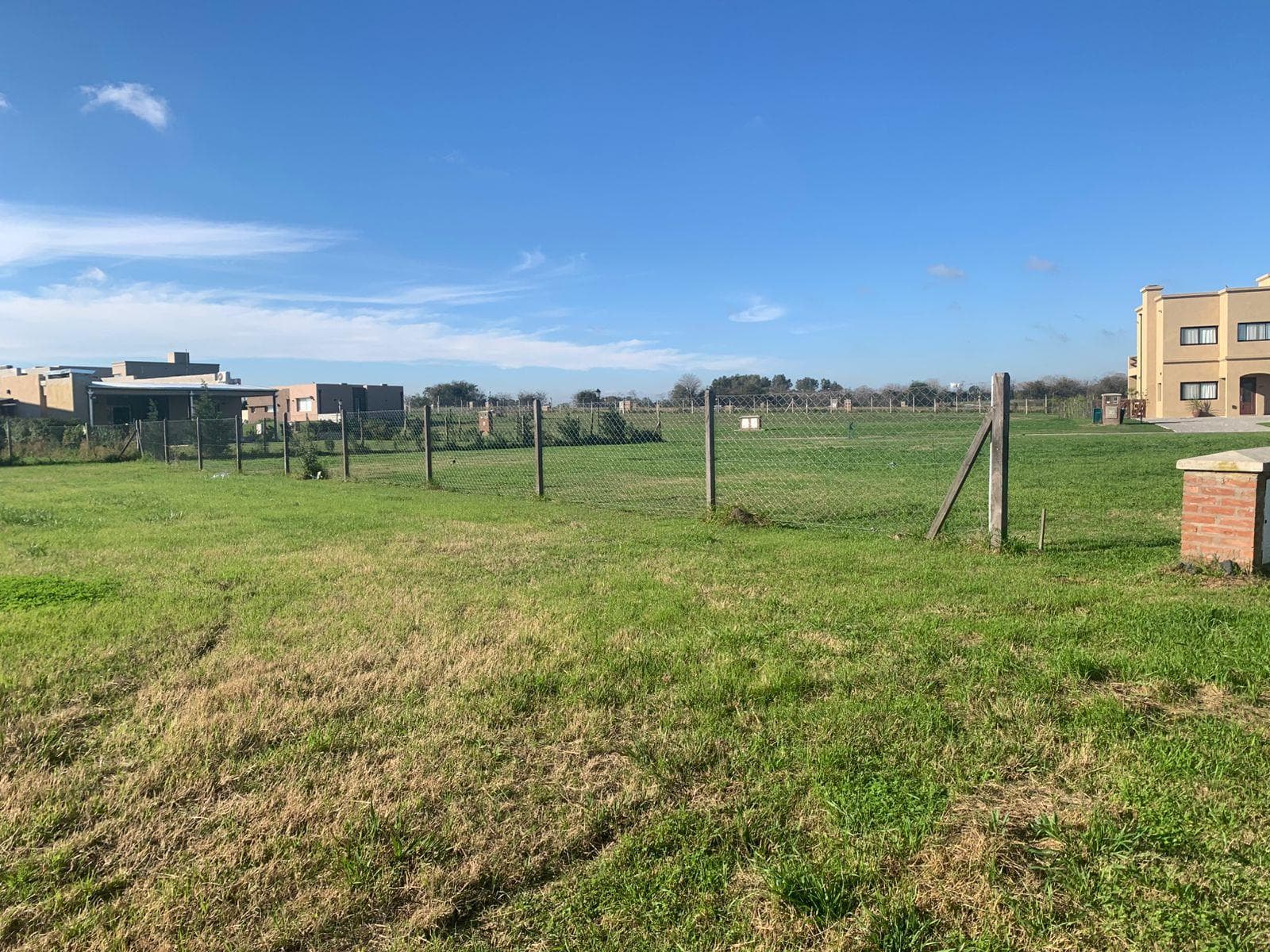 For Sale: 605 m² lot in the San Sebastián neighborhood, Area 13, Escobar