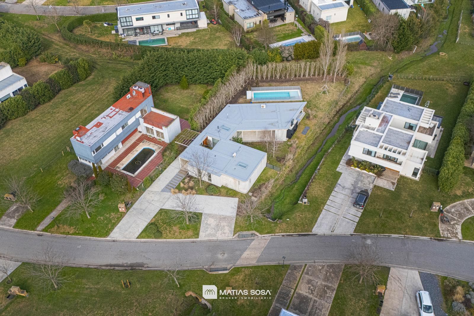 For Sale - 4-Room House - Pool - Arenas del Sur