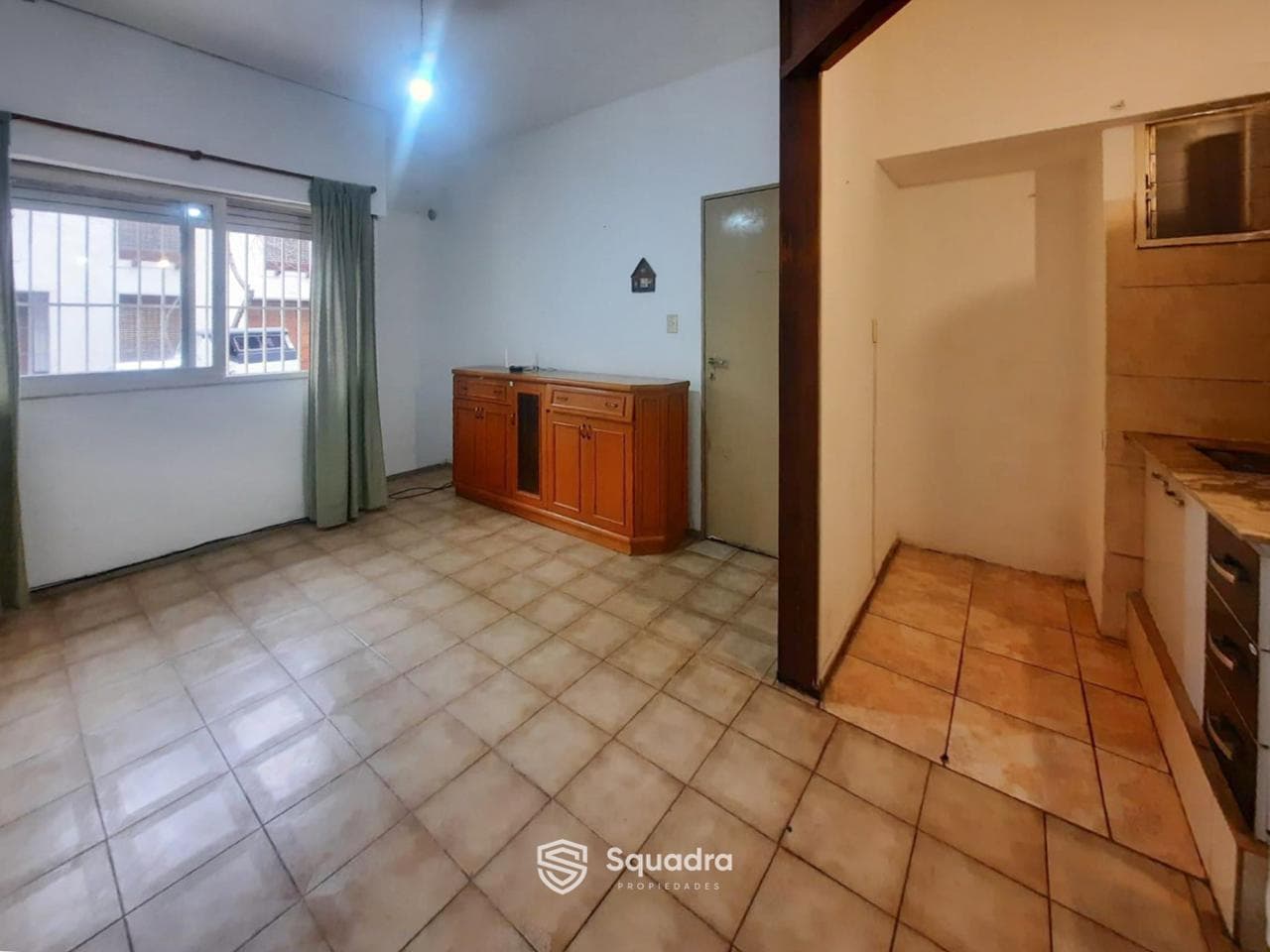 FOR RENT - 1-bedroom apartment with a patio - Barrio Martin, Rosario.