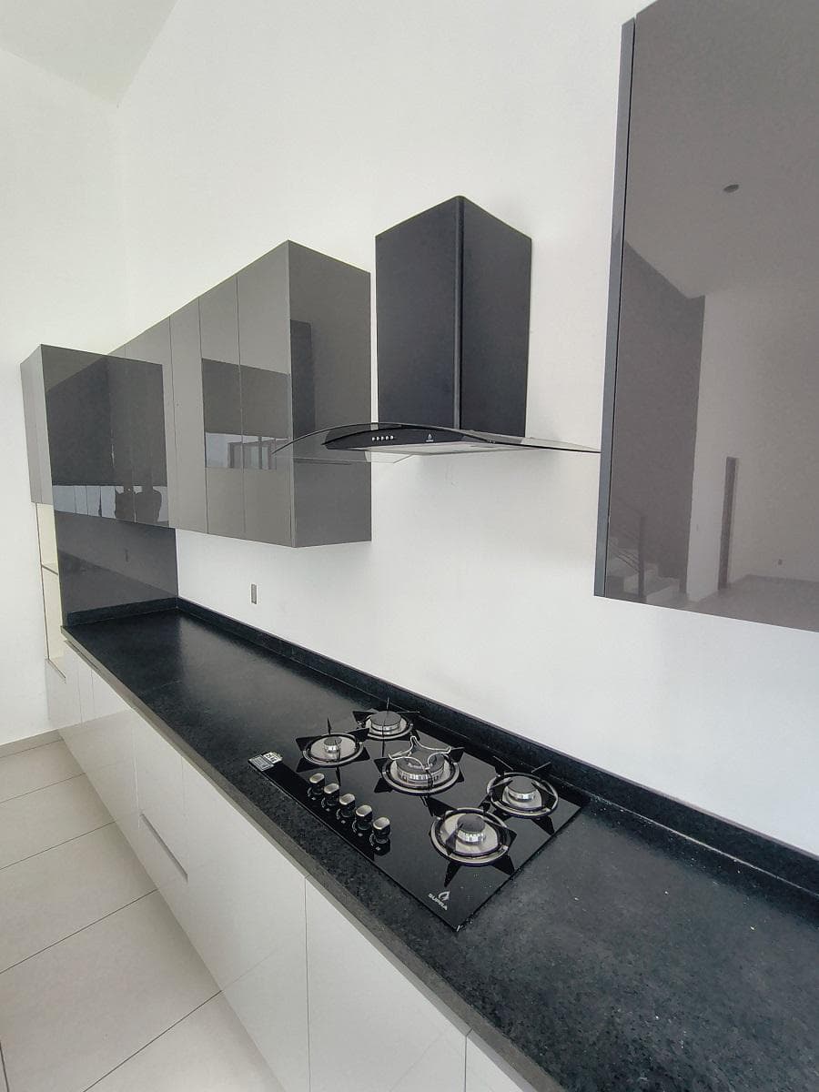 New Home for Sale in Grand Juriquilla, 3 Bedrooms, Rooftop, and Double-Height Ceilings