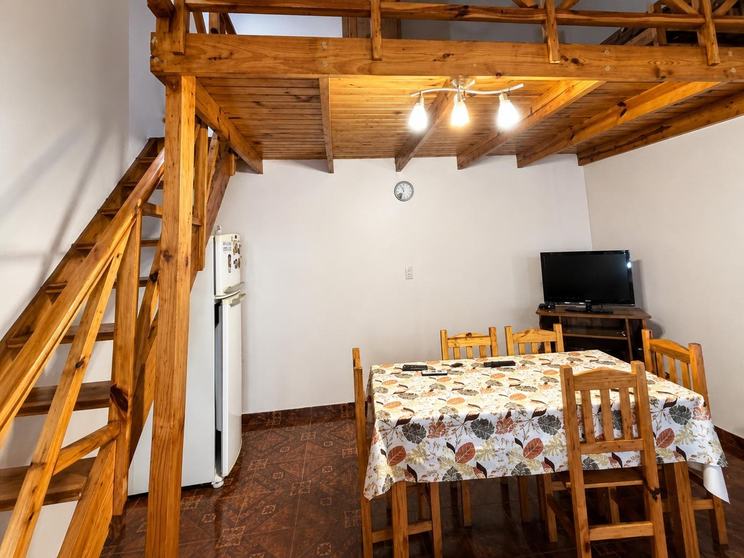 For sale: Duplex with 4 rooms and furniture in Mar del Tuyú, 200 meters from the sea.