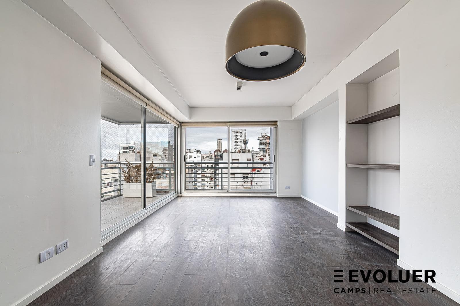 3-room apartment for sale with garage and amenities—Las Cañitas