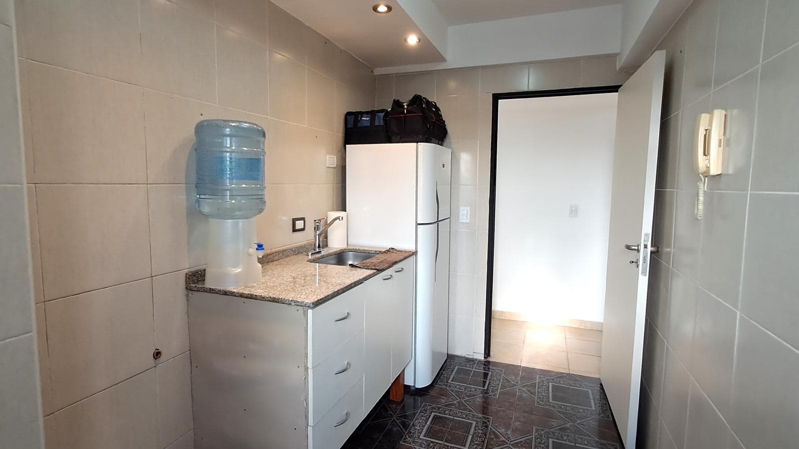 3-ROOM APARTMENT FACING THE STREET WITH A BALCONY IN BUENOS AIRES