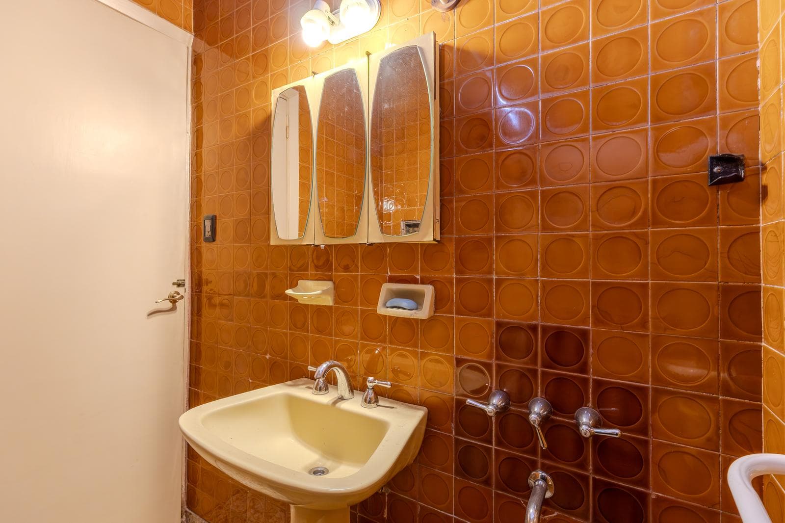 PH sale in Floresta 3 with