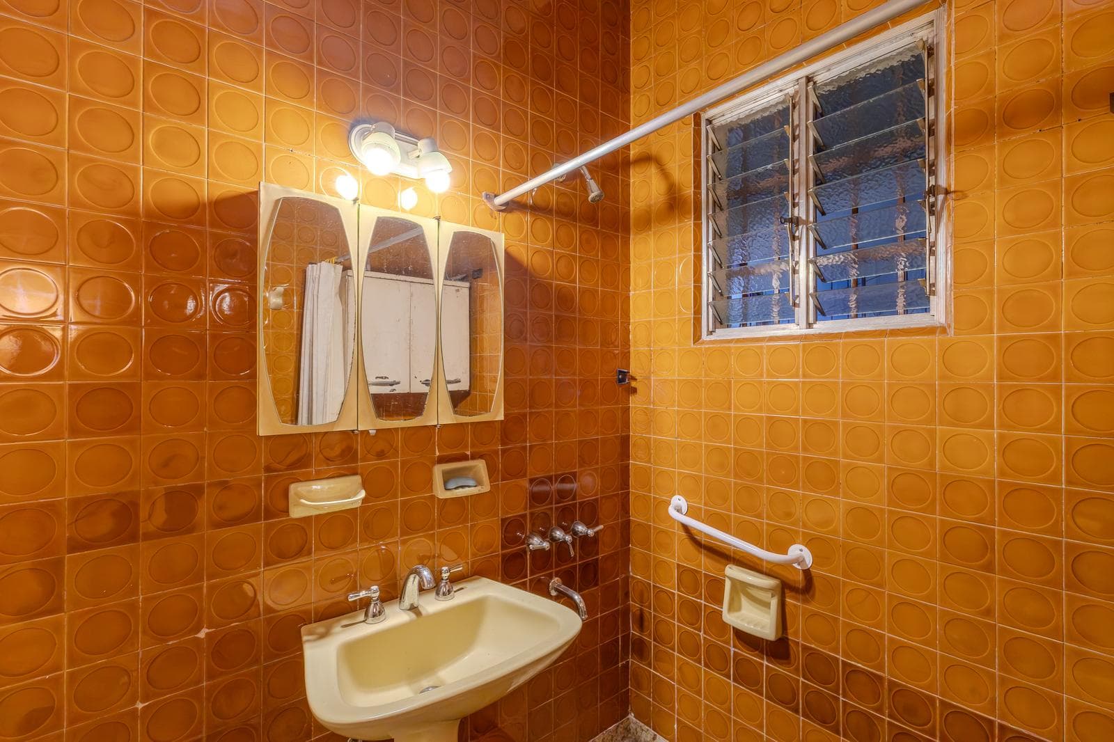 PH sale in Floresta 3 with