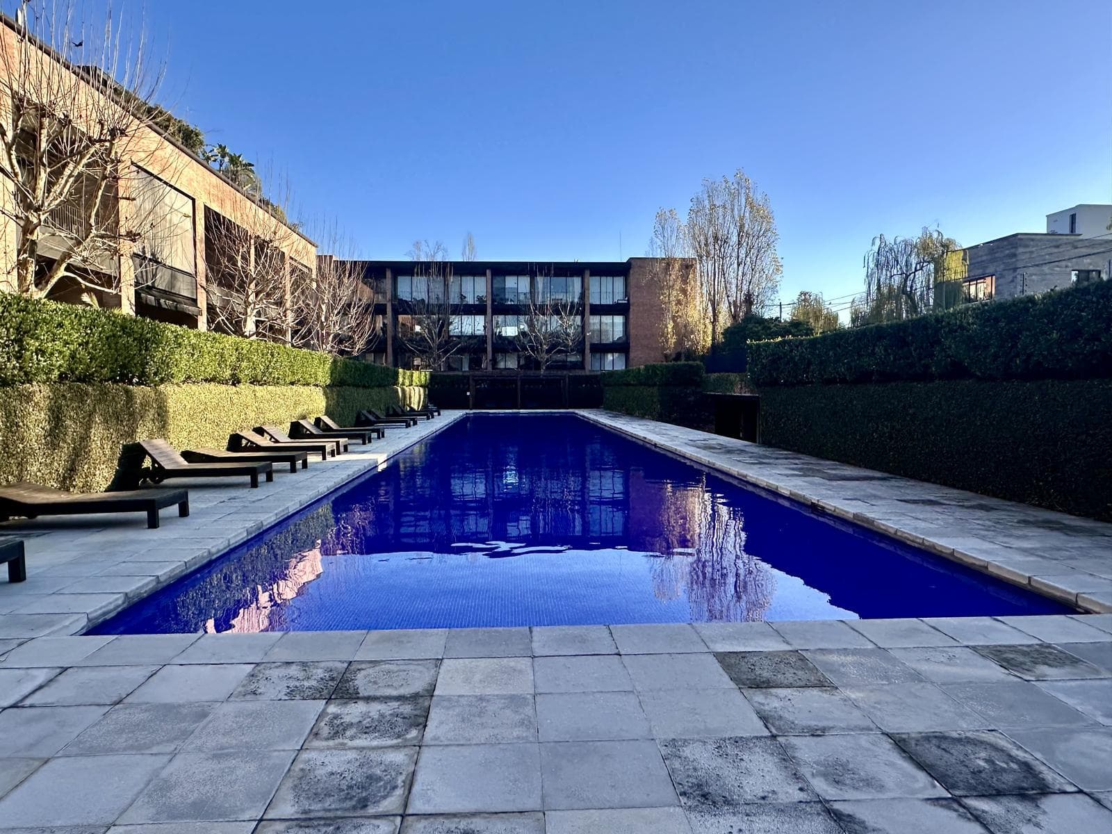 Impeccable loft with a mezzanine, 1 bedroom (with the possibility of adding a second), 2 bathrooms, security, and amenities
