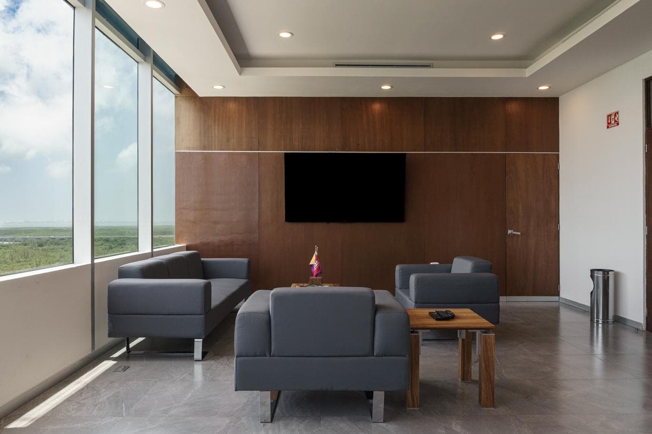 Office for Rent, Plaza Azuna, Cancún