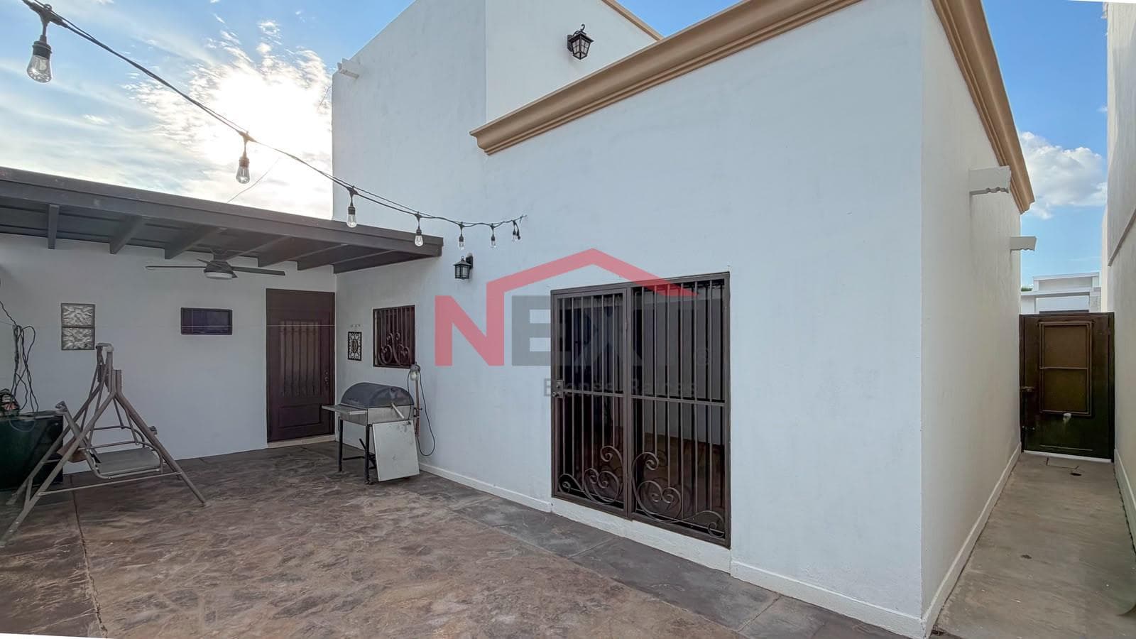 HOUSE FOR RENT IN REAL DE QUIROGA