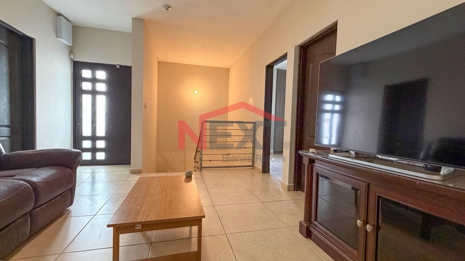 HOUSE FOR RENT IN REAL DE QUIROGA