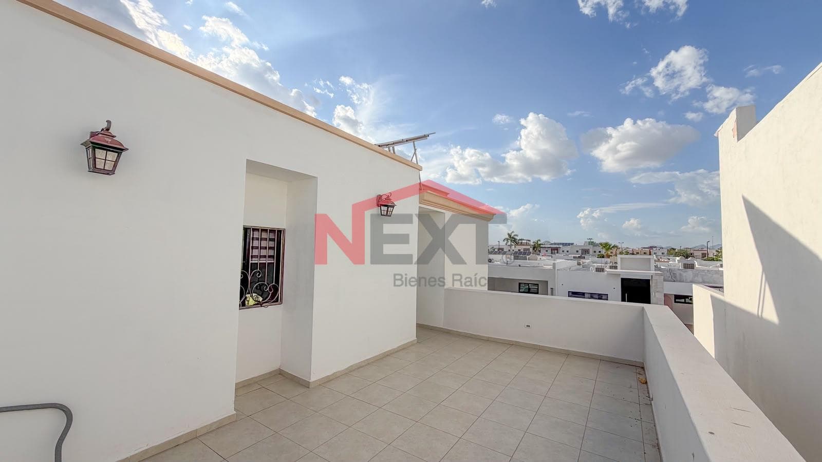 HOUSE FOR RENT IN REAL DE QUIROGA