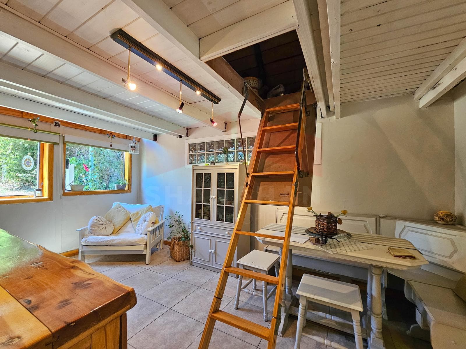 2 Houses for Sale at Km 6 Between Highways - Bariloche