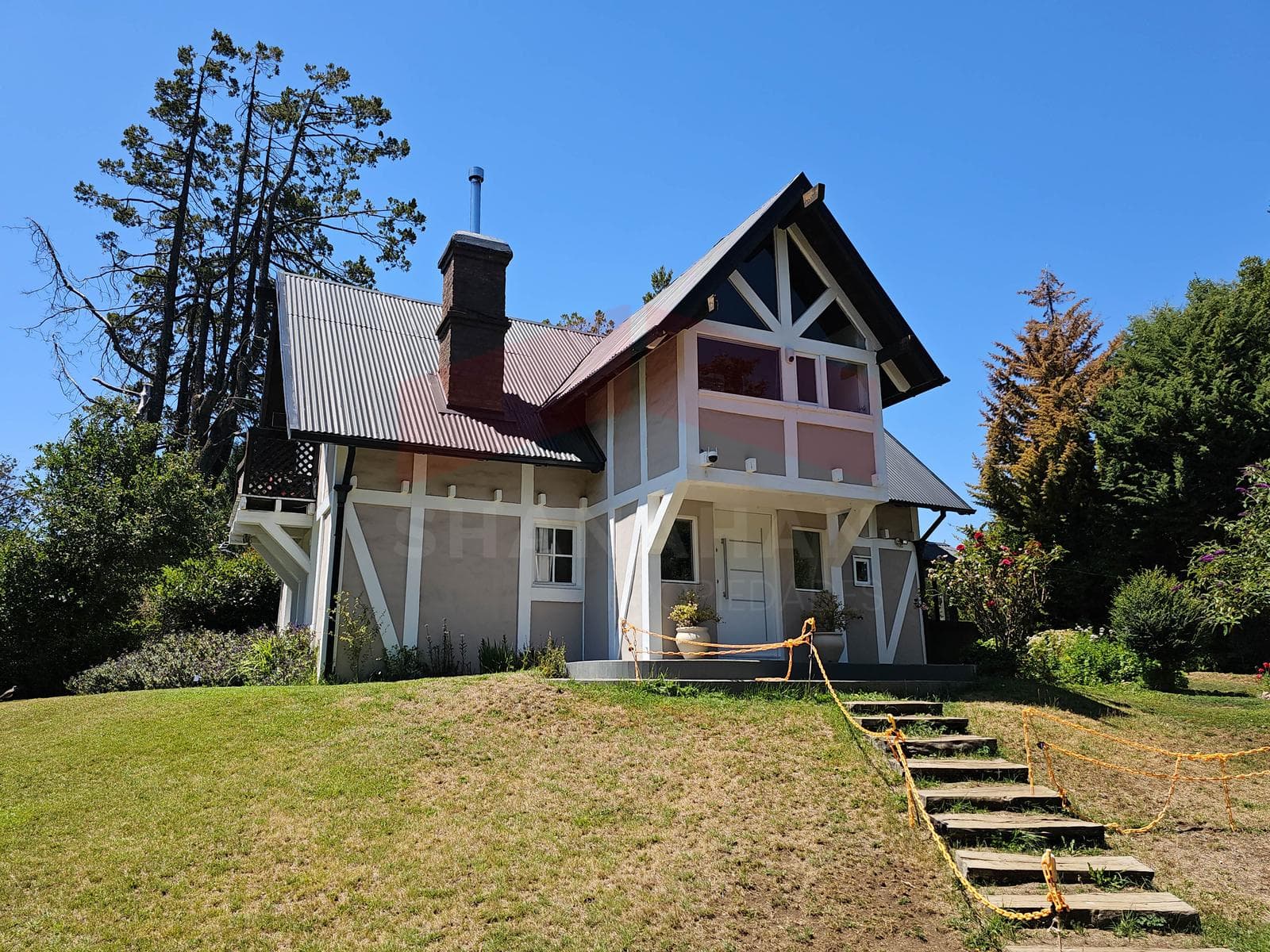 2 Houses for Sale at Km 6 Between Highways - Bariloche