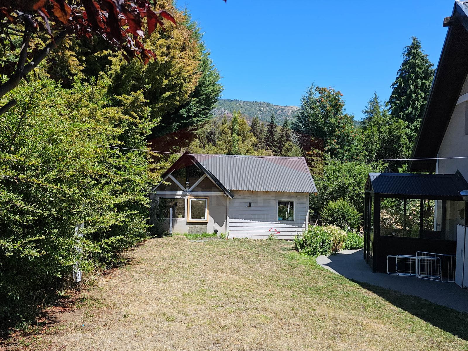 2 Houses for Sale at Km 6 Between Highways - Bariloche