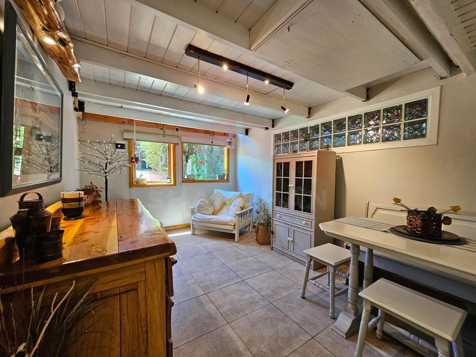 2 Houses for Sale at Km 6 Between Highways - Bariloche
