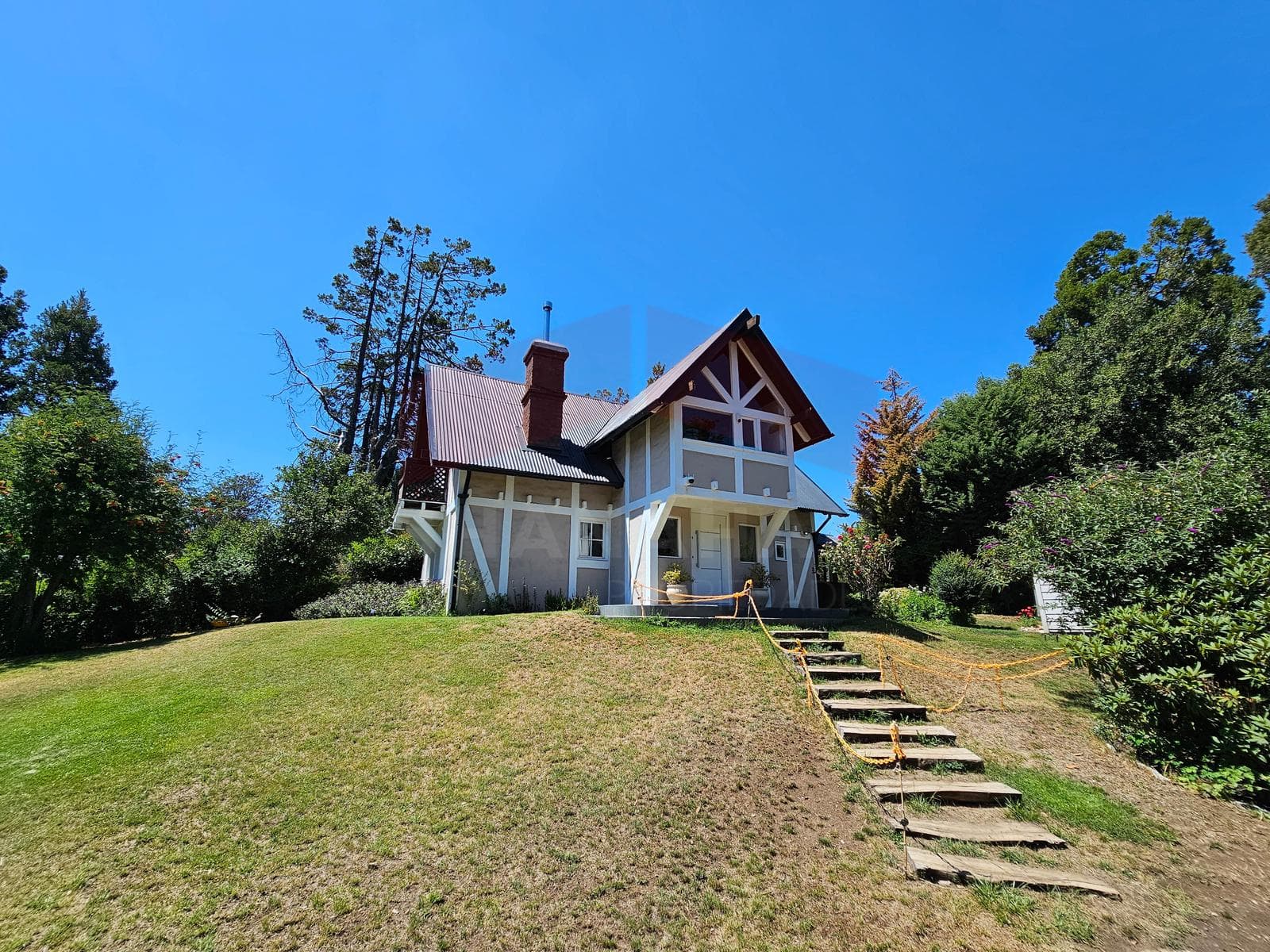 2 Houses for Sale at Km 6 Between Highways - Bariloche