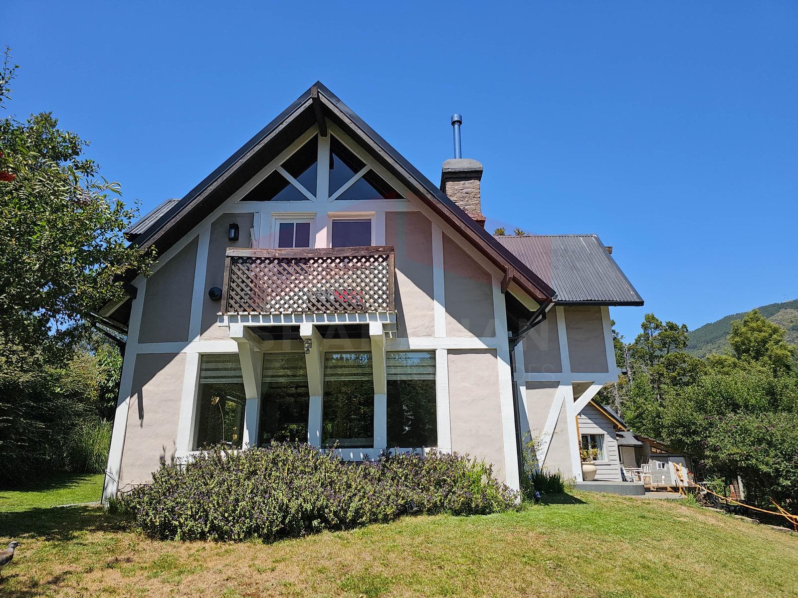 2 Houses for Sale at Km 6 Between Highways - Bariloche