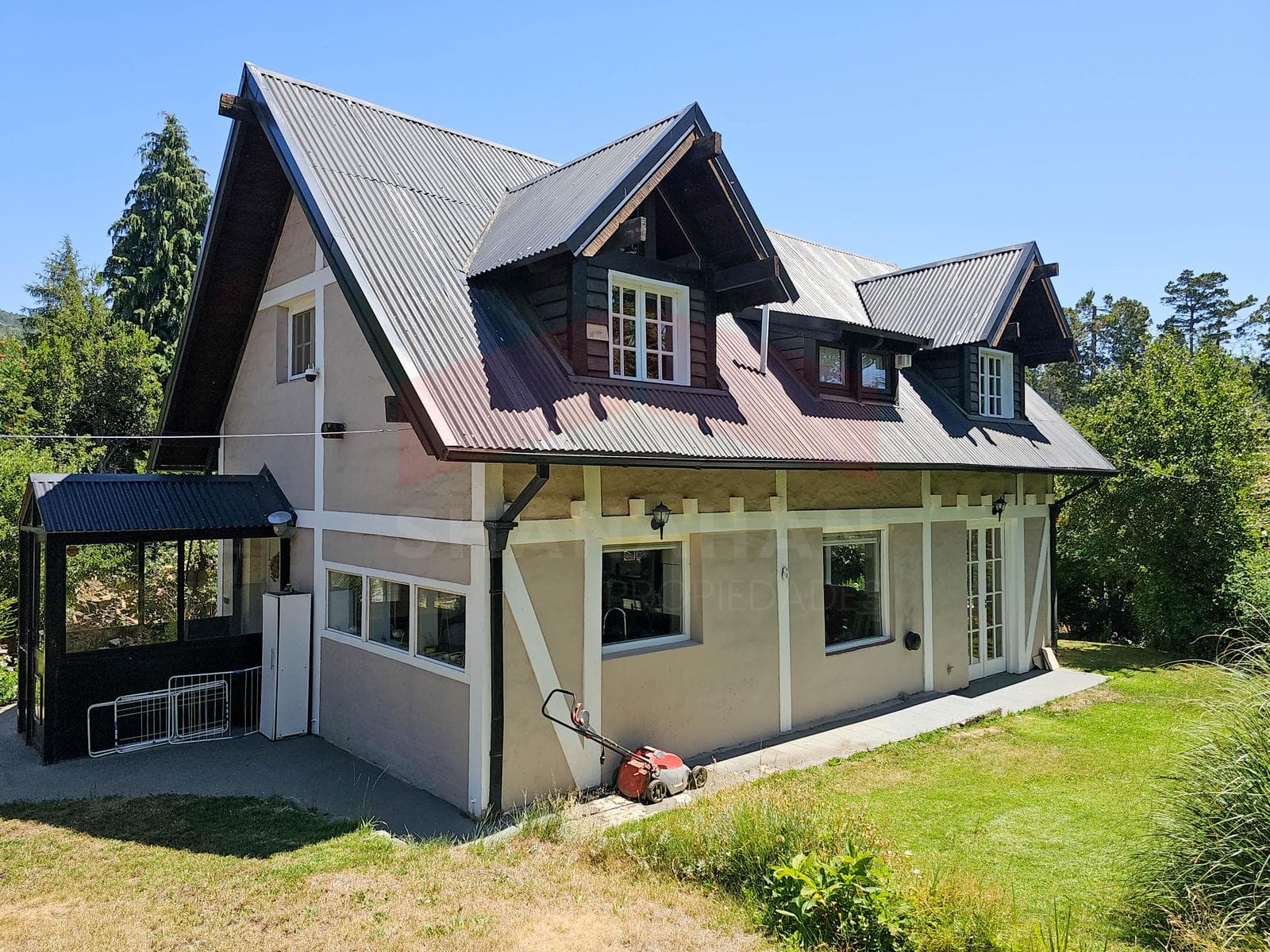 2 Houses for Sale at Km 6 Between Highways - Bariloche