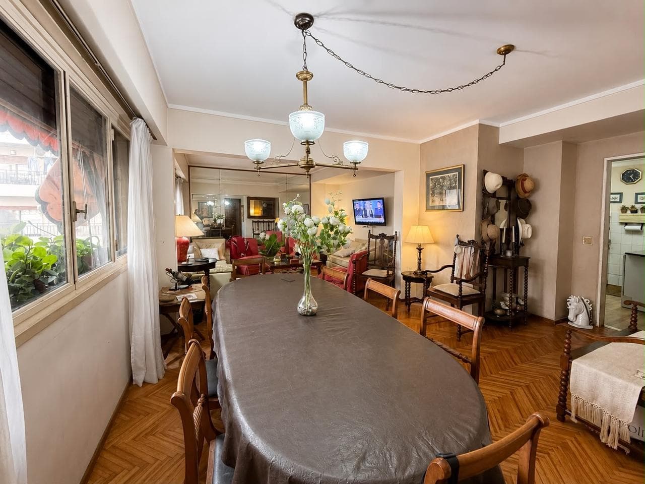 4-ROOM APARTMENT FOR SALE IN PALERMO
