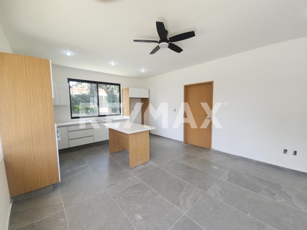 House for Sale in Morelos, Lomas de Cocoyoc Subdivision