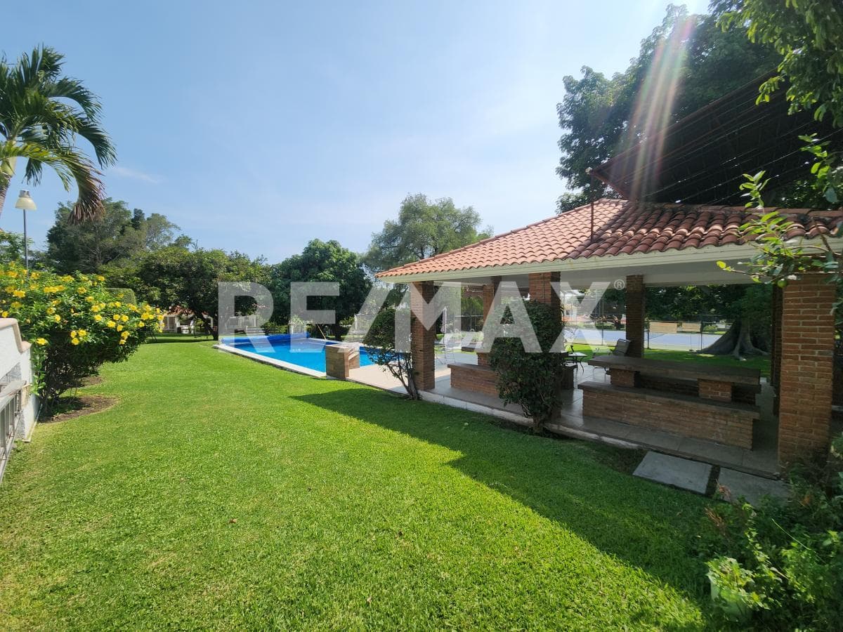 House for Sale in Morelos, Lomas de Cocoyoc Subdivision